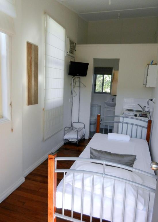 Golden Shores Motel Bilinga Екстер'єр фото